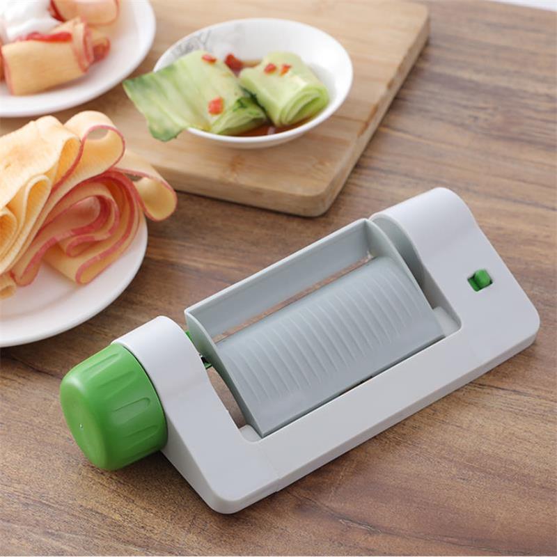 New Plastic Apple Pear Slicer  - Tech Accessories And Gadgets ulasan dan harga